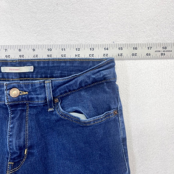 Levi’s 711 Skinny Jeans Womens 29 Waist Blue Denim Stretch Cute Chic 1736 - Picture 4 of 10